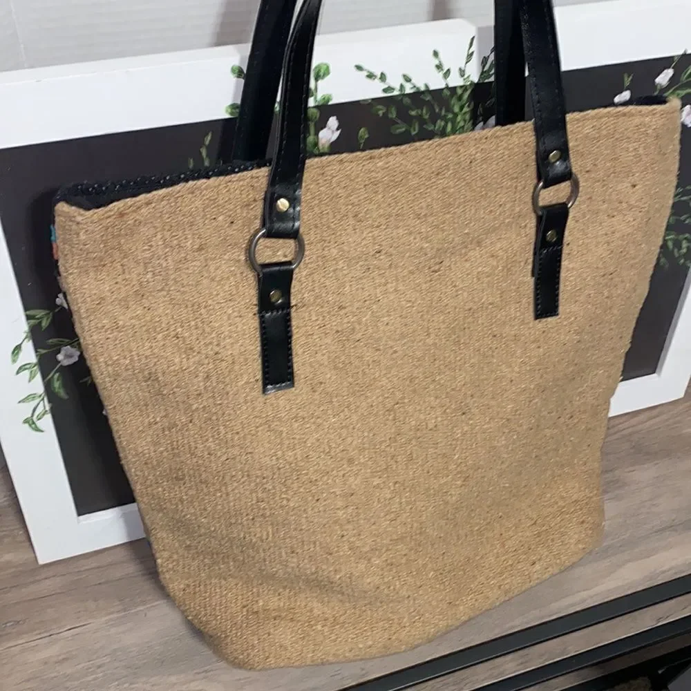 Santa Rosa Handwoven Handbag - Picture 6 of 6